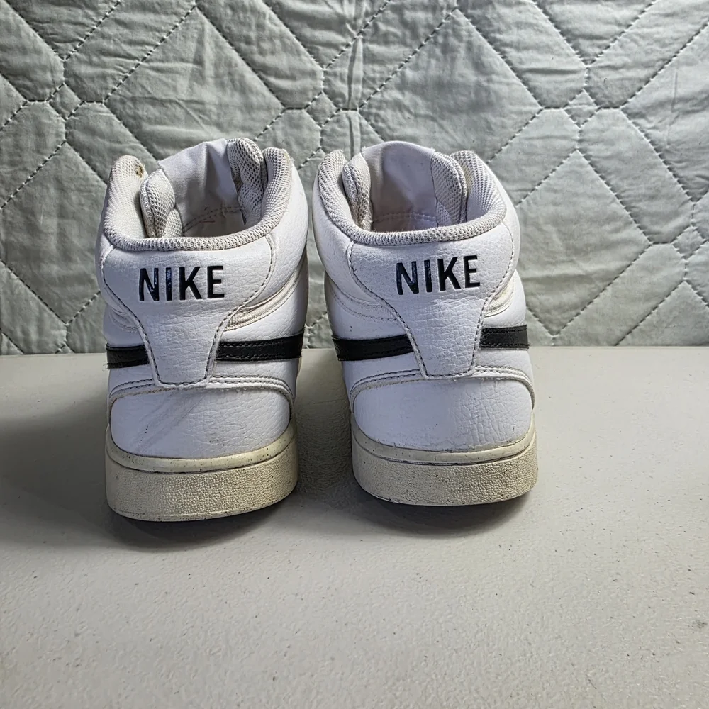 Nike Court Vision Mid Basketball Shoes Mens Size 9 White / Black CD5466-101